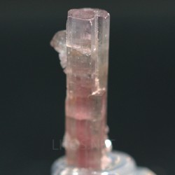 Elbaita (turmalina rosa)