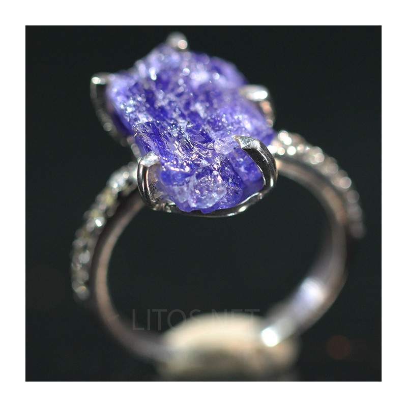 Tanzanita anillo