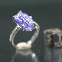 Tanzanita anillo