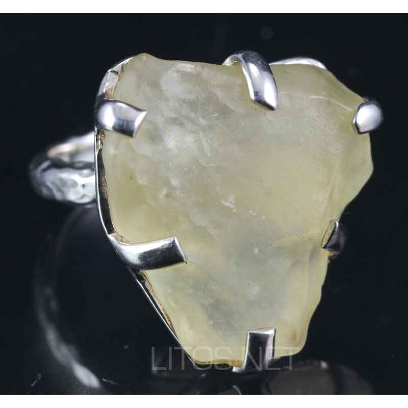 Anillo de  Libian Glass