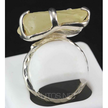 Anillo de  Libian Glass