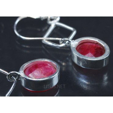 Pendientes de Corindon rojo J2755