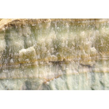 Mineral aragonito verde