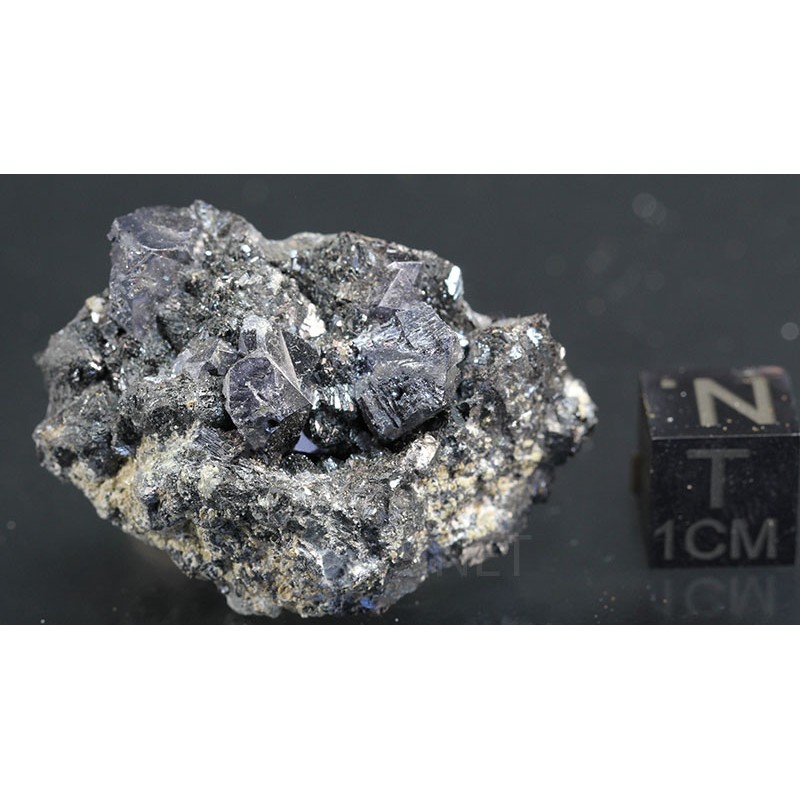 Mineral galena