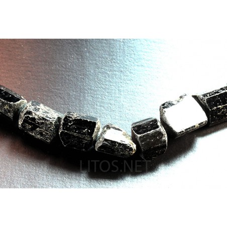 Collar de turmalina chorlo Collar de turmalina chorlo