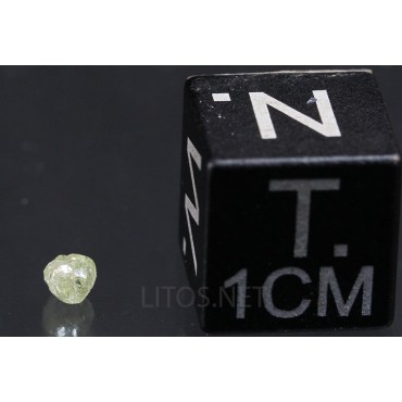 Mineral diamante octaédrico